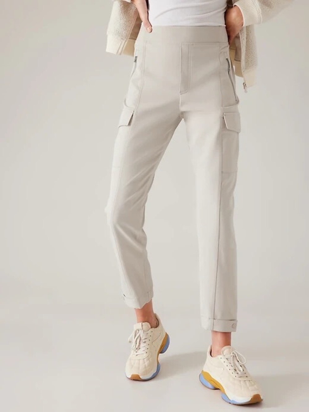 Athleta Endless Cargo Pant in Abalone Size 10 New with Tags